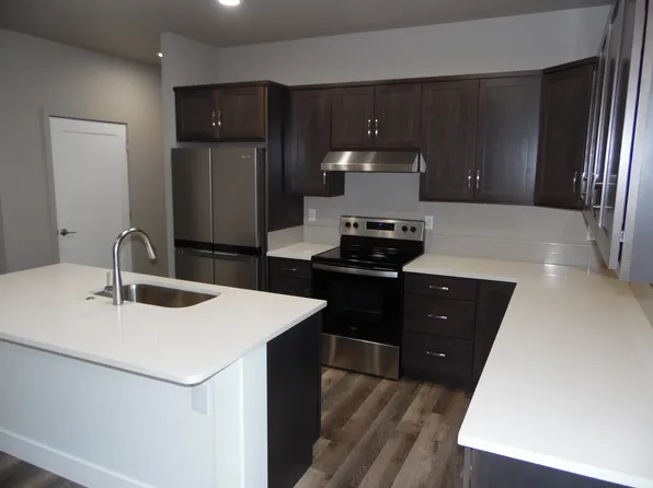 435 Laguna Dr, Moses Lake, WA 98837