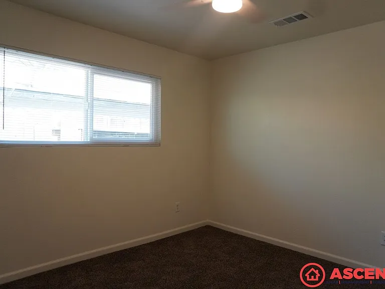 116 Woodrow Ave — Photo 8