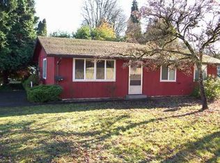 137 N 21st St, Saint Helens, OR 97051