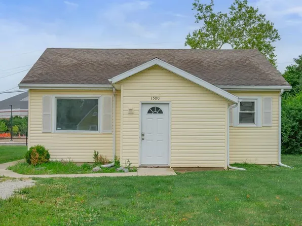 1500 N Woodridge Ave, Muncie, IN 47304