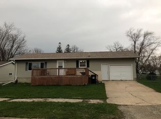 333 Pearl St, Hawkeye, IA 52147