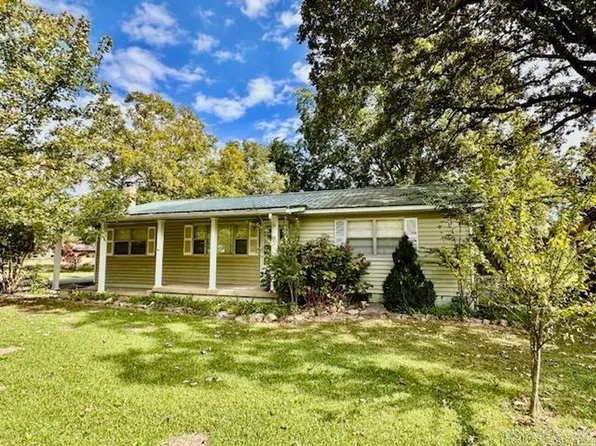 307 N Union Ave, Mountain View, AR 72560