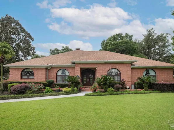 8632 Rosemont Dr, Pensacola, FL 32514