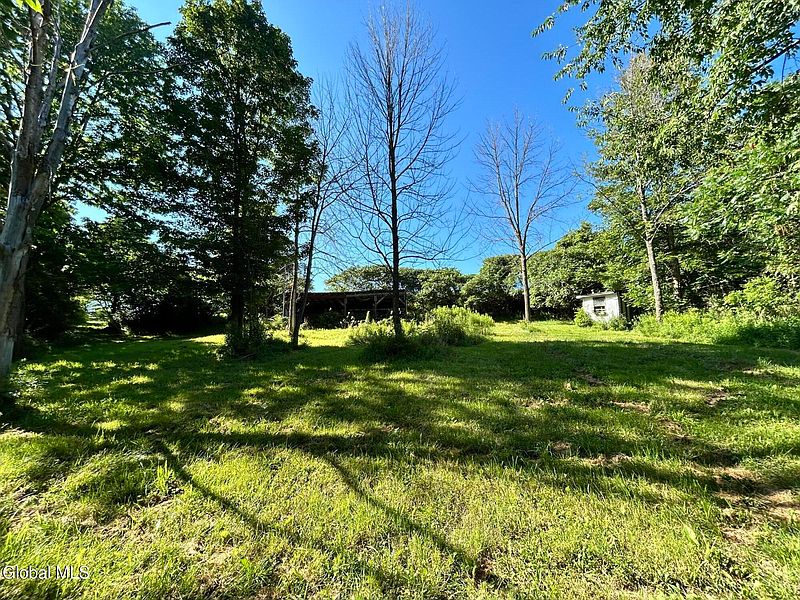 5th image of 468 Myers Road