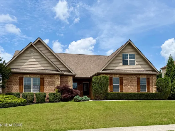 1179 Linford Cir, Alcoa, TN 37701