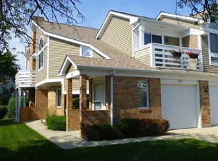 1068 Courtland Dr #1068, Buffalo Grove, IL 60089