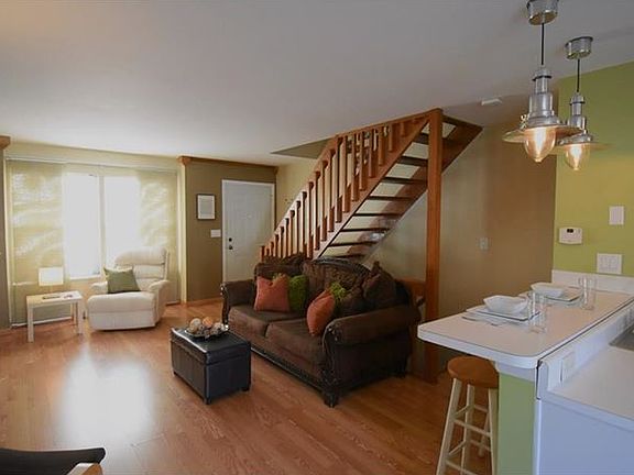 5th image of 3189 Woodland Trl Unit B
