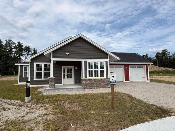 61 Whispering Pines Place Unit #7, Conway, NH 03860