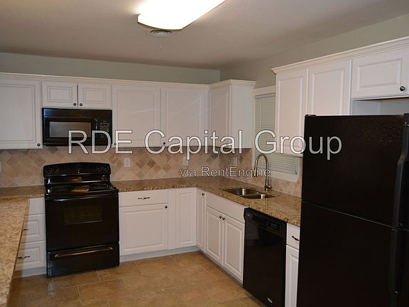 5th image of 4117 Carma Dr