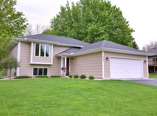 3938 156th St W, Rosemount, MN 55068