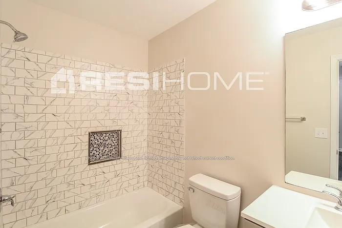 211 Coral Cir — Photo 13