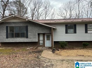 1744 Court Rd, Winfield, AL 35594