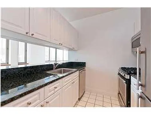 Rented by Mallan Real Estate Inc | media 18