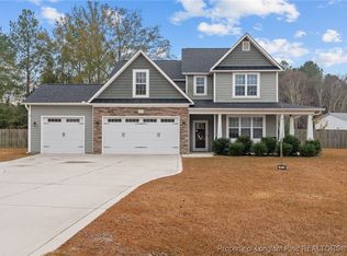 1612 Lizzie Lou Ct, Hope Mills, NC 28348