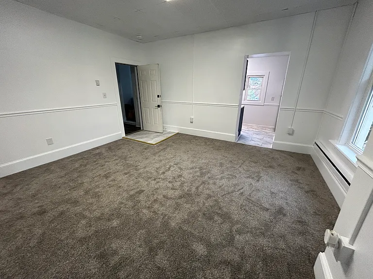 49 Liberty St #4 — Photo 9
