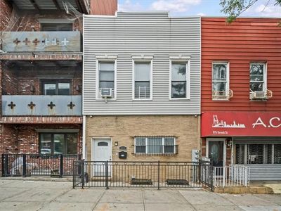 873 Grand St, Brooklyn, NY, 11211