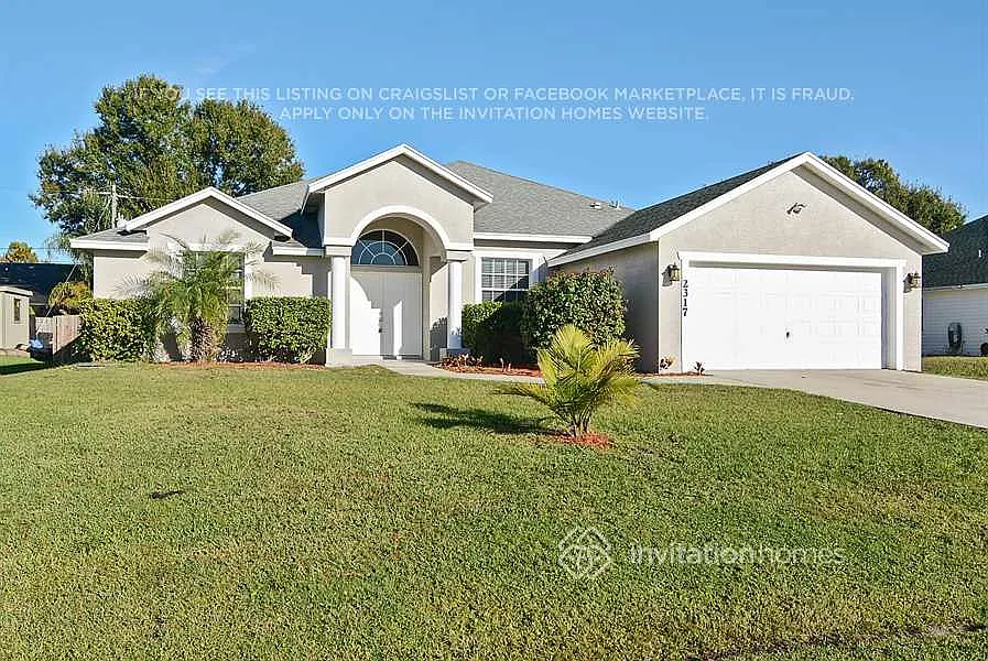 2317 SW Fern Cir Port Saint Lucie, FL 34953 — Photo 2