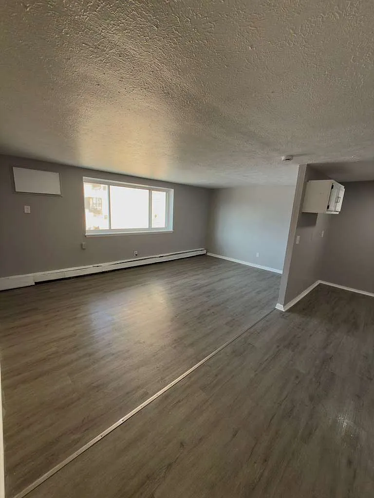 1 bed, 650 sqft, $750 — Photo 2