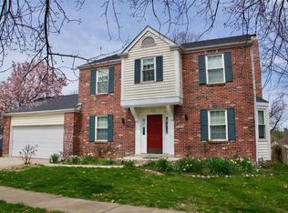 941 Dorne Dr, Ballwin, MO 63021