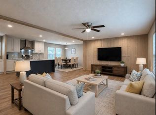 556 Coyote Cir #143, Midway Park, NC 28544