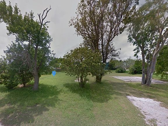 2nd image of 2701 Avenue D