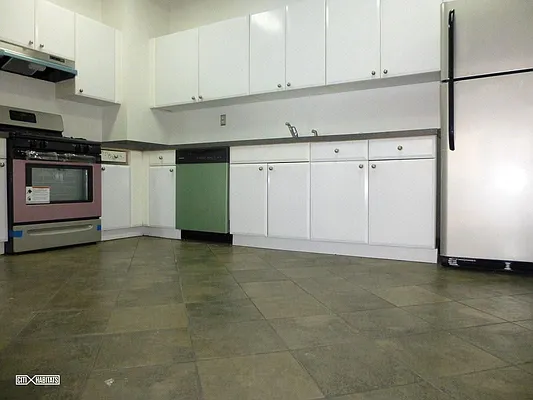 Rented by Citi Habitats | media 35