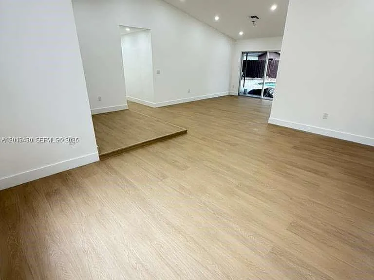 18121 SW 152nd Ct — Photo 10