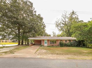121 N 4th St, Stephens, AR 71764
