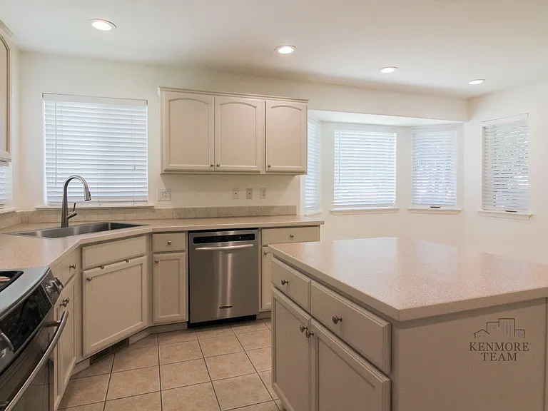 1776 Rowan Ct — Photo 4