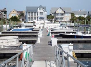 8 Keelson Row, Southport, NC 28461