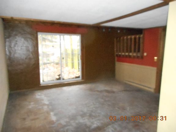 3rd image of 14020 W Hilltop Cir