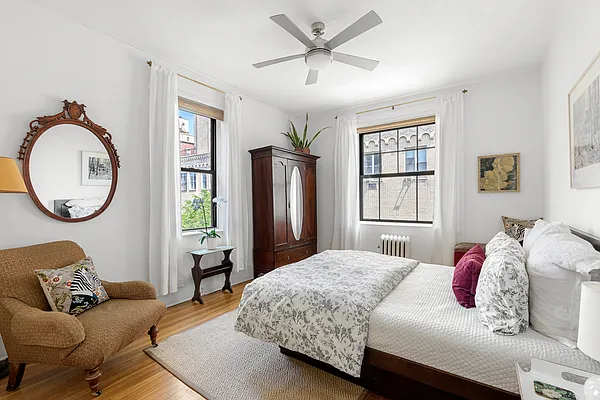 Sold by Compass | media 16