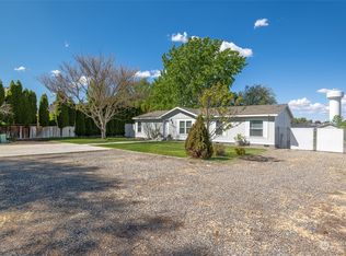 1300 Karen Ave, Benton City, WA 99320