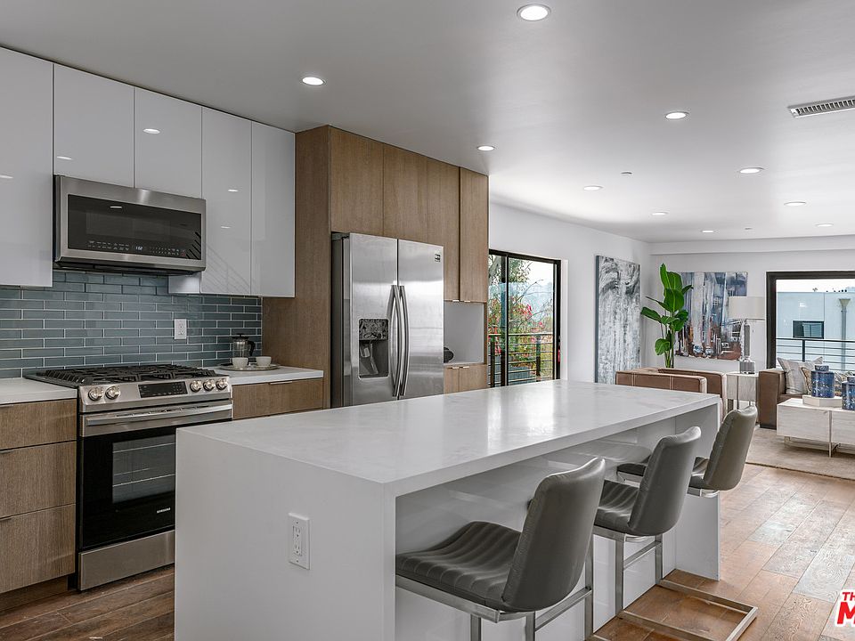 1st image of 2331 1/2 W Avenue 31