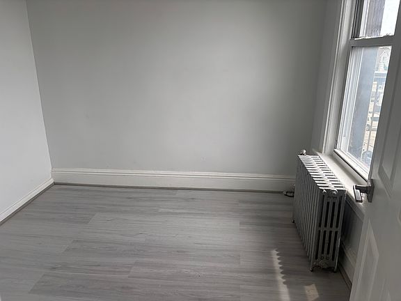 4th image of 94-29 86th St #3