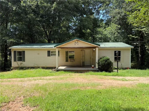 1633 Butterfly Ln, Statham, GA 30666