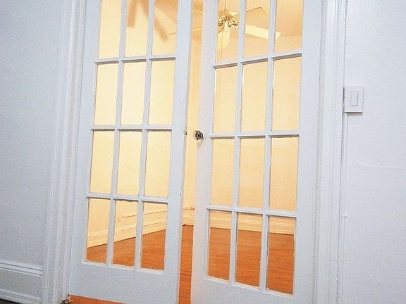 3rd image of 325 W 4th St #3F