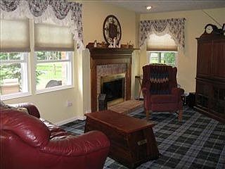 5th image of 3505 Apple Grove Dr