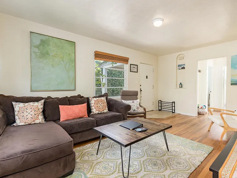 334 San Juan Ave — Photo 6
