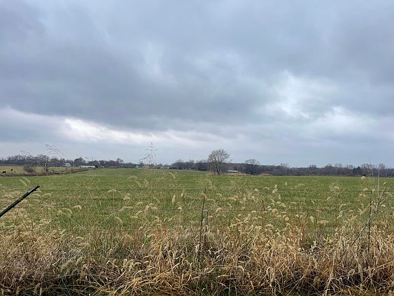 4th image of Xxx Farm Road 2185