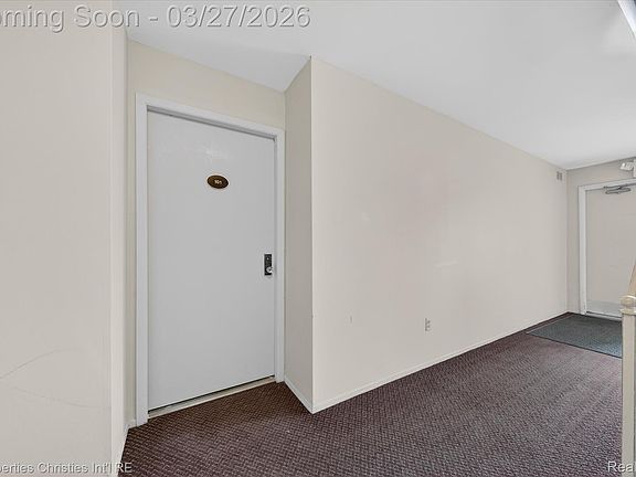 4th image of 3815 Lone Pine Rd