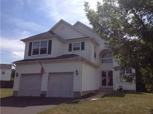 6 Denby Ct, Sayreville, NJ 08872