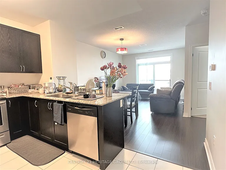 7325 Markham Rd #332 — Photo 6