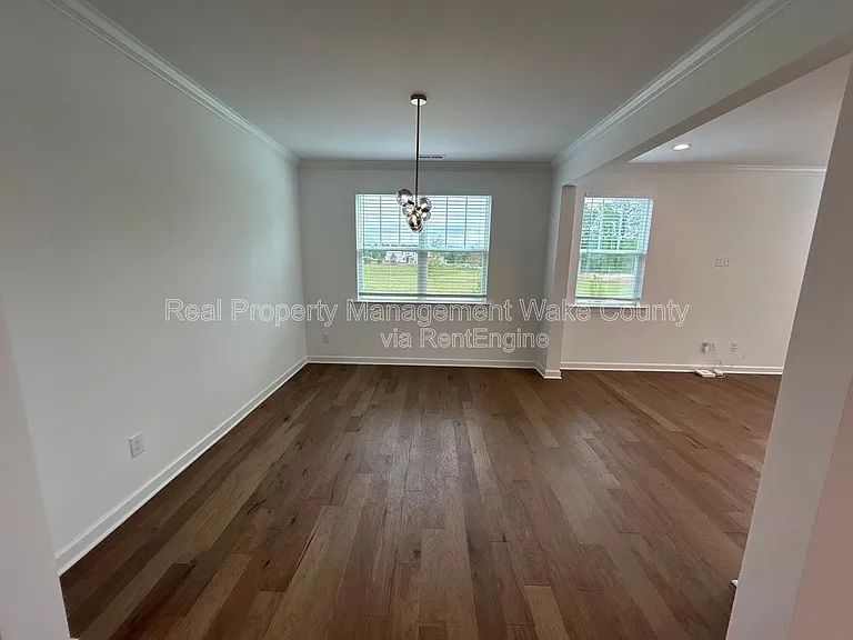 156 Sargents St — Photo 16