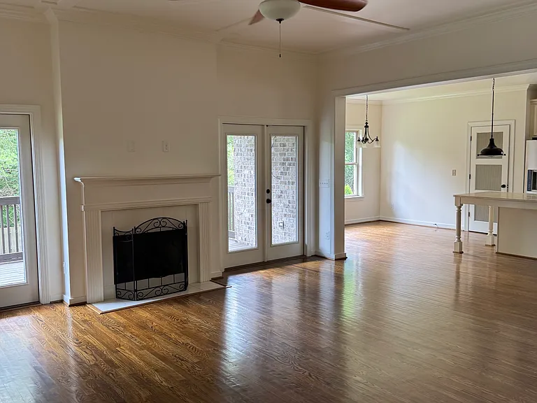 6121 Clubhouse Dr — Photo 22