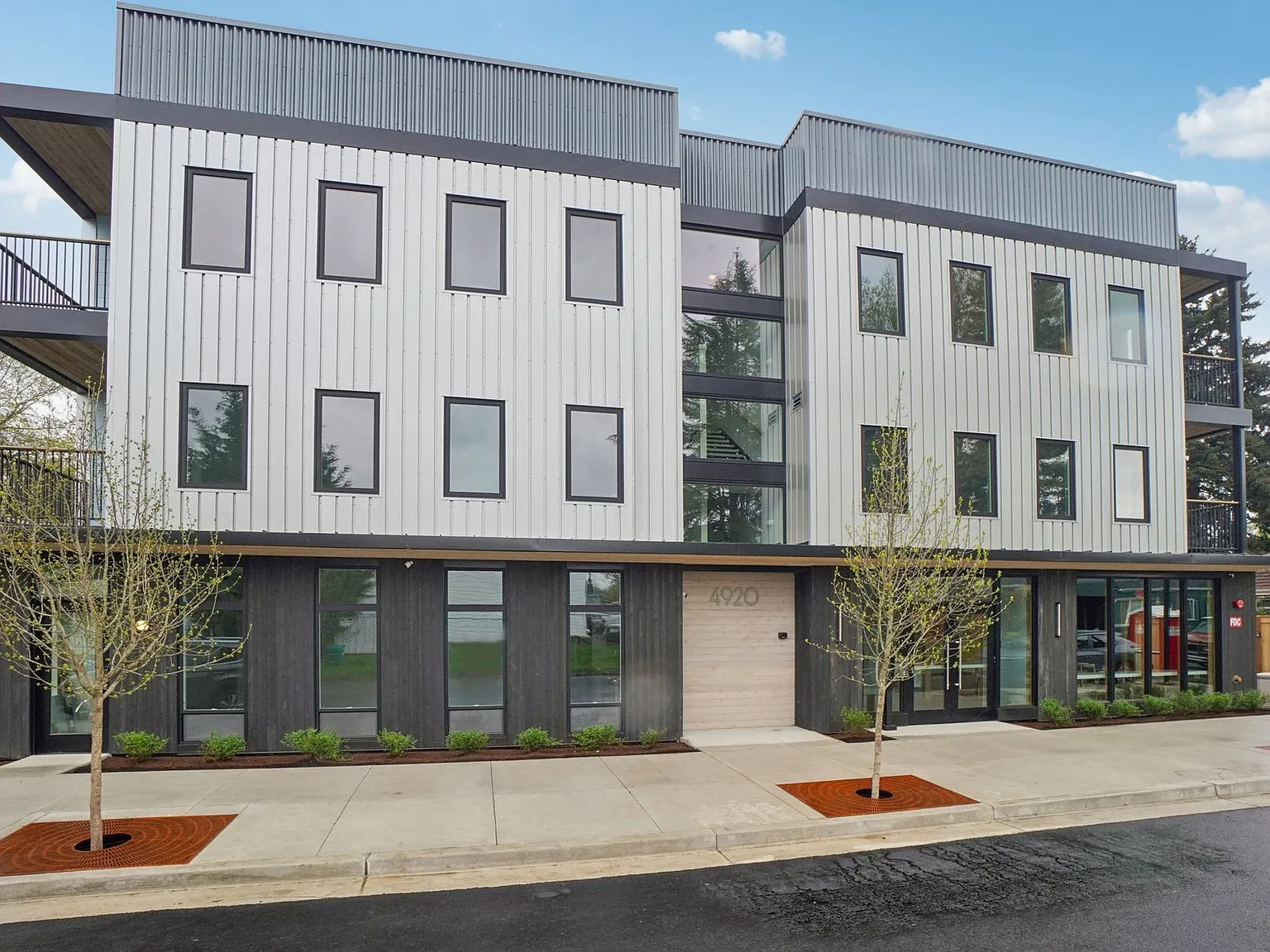 Boxcar Commons - Modern Living in Central Beaverton — Photo 3