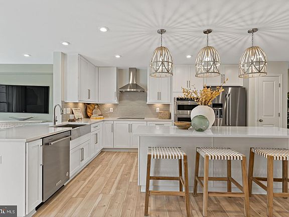 4th image of Fontana Cir Homesite 619