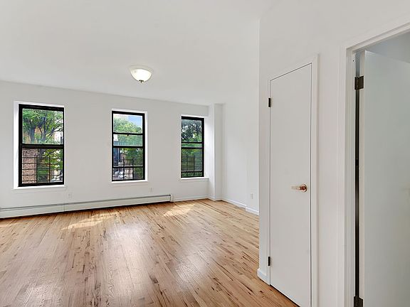5th image of 352 E 116th St APT 3