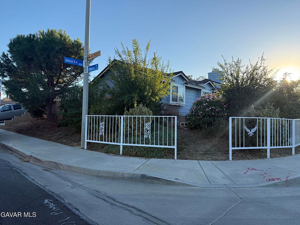 2nd image of 1816 E Avenue R #4
