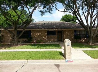 3208 Old Hickory Dr, La Porte, TX 77571